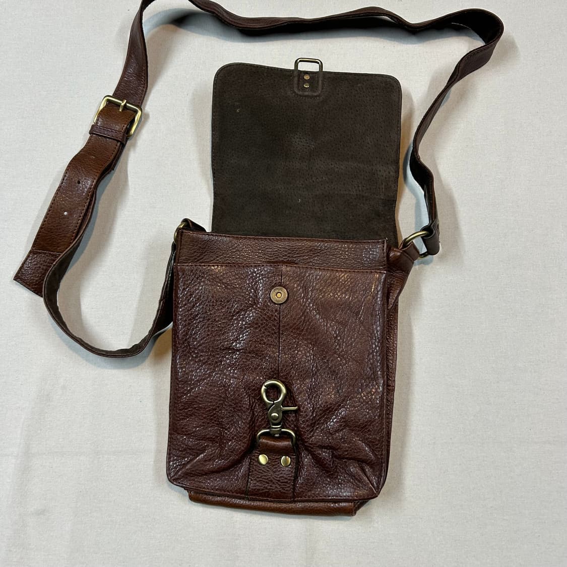 빈티지 레더 가죽 크로스백 브라운 상품이미지4