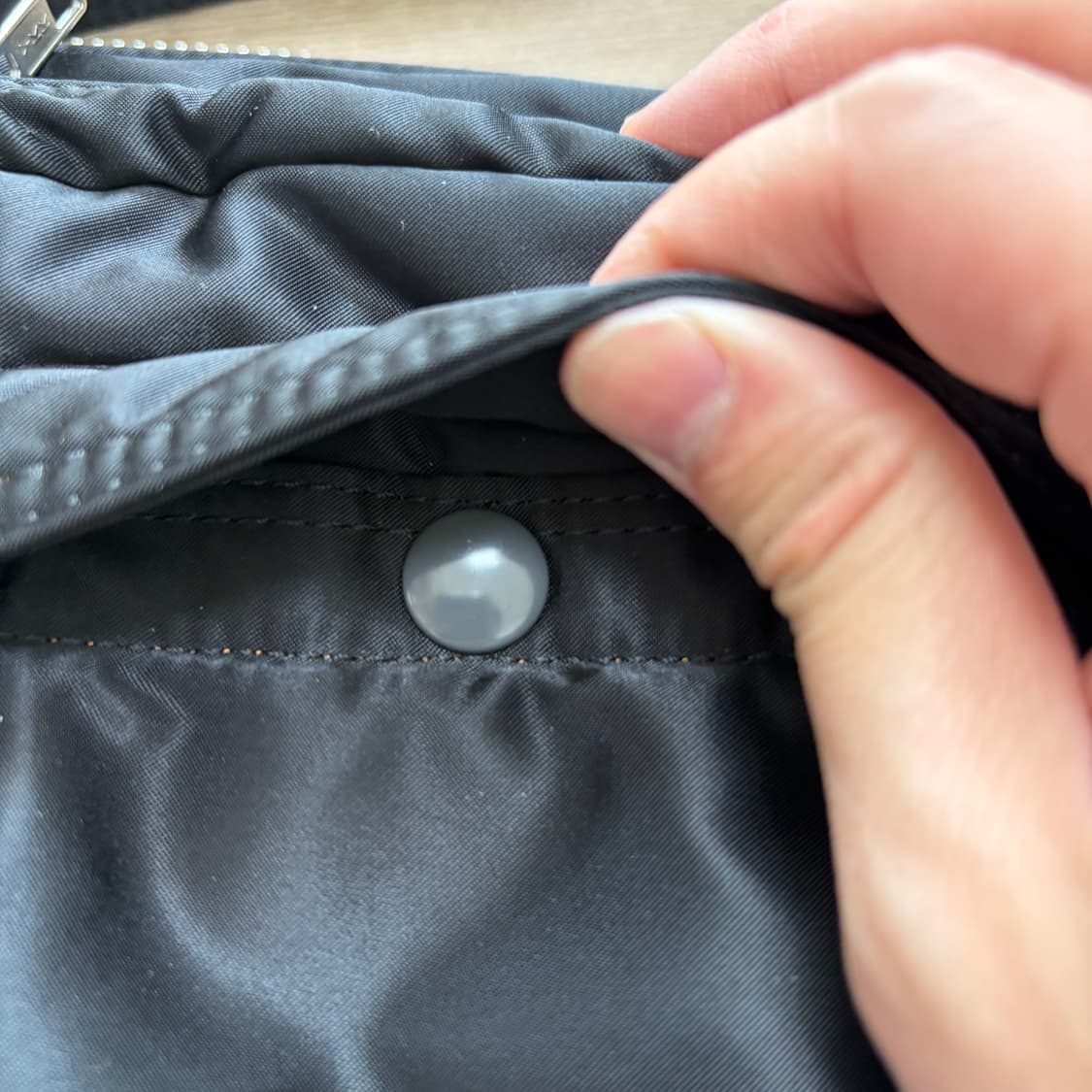 요시다포터 porter 탱커 숄더백 블랙 라지 L (미사용에 가까움) 상품이미지4