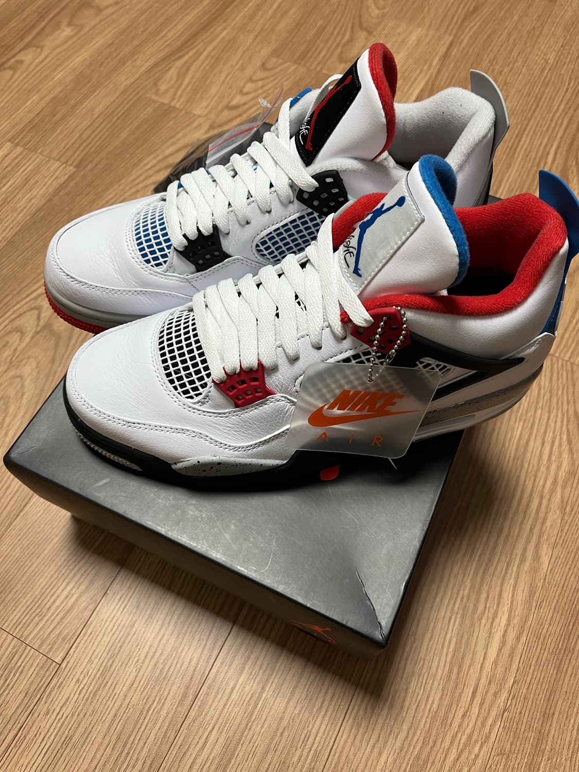 나이키 에어 조던 레트로 4 왓 더 270 상품이미지1