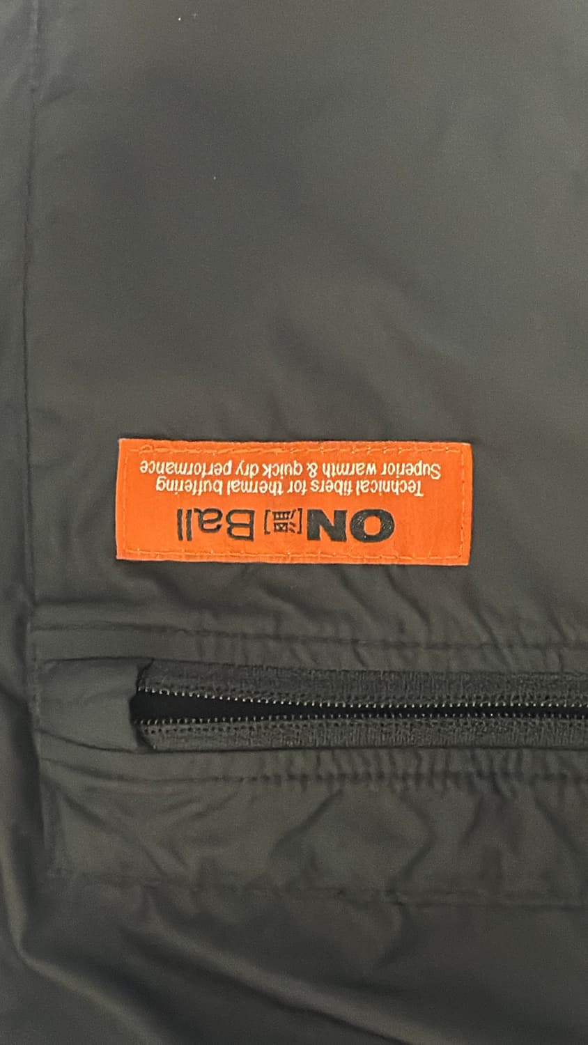 노스페이스 눕시 온 볼 베스트 블랙 상품이미지3