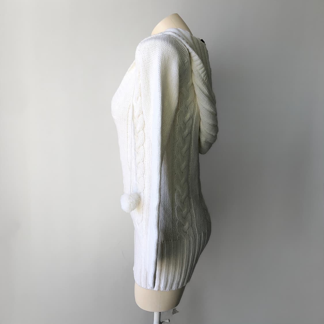 딥 브이넥 방울 미니 니트 원피스 상품이미지4