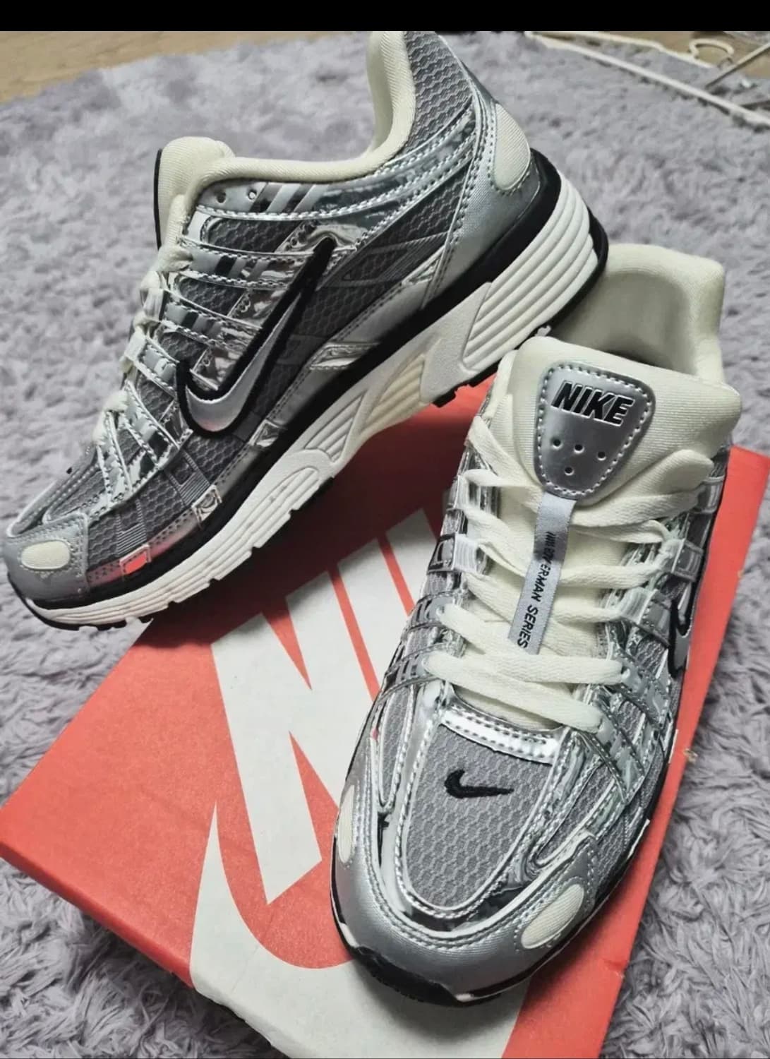 나이키p6000메탈릭실버 상품이미지4