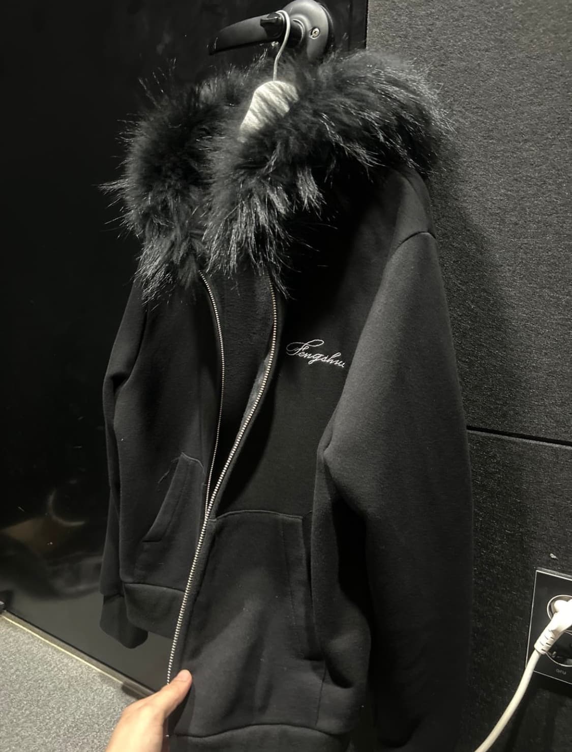 Fengshui 펑쉐이 초판 퍼 후드집업 3사이즈  상품이미지1