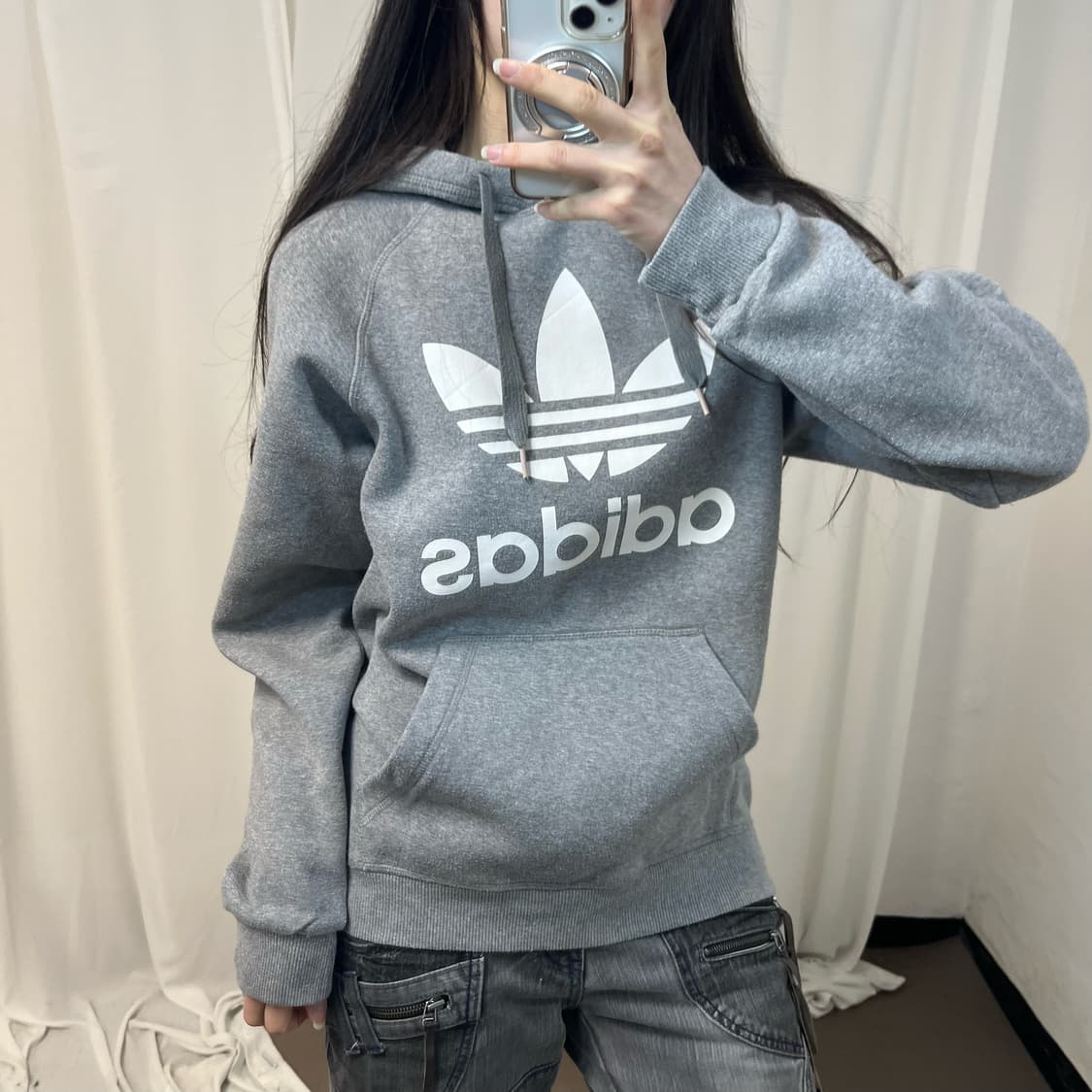 Adidas trefoil grey hoodie 상품이미지3