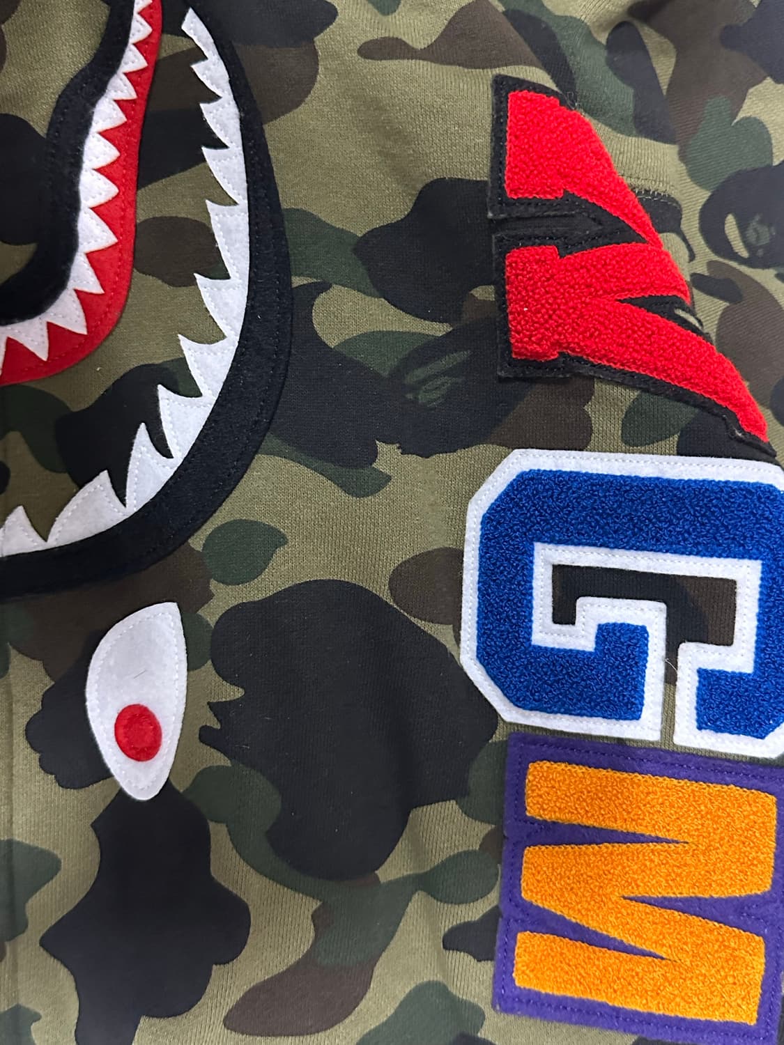 베이프 녹계 후드 집업 상품이미지3