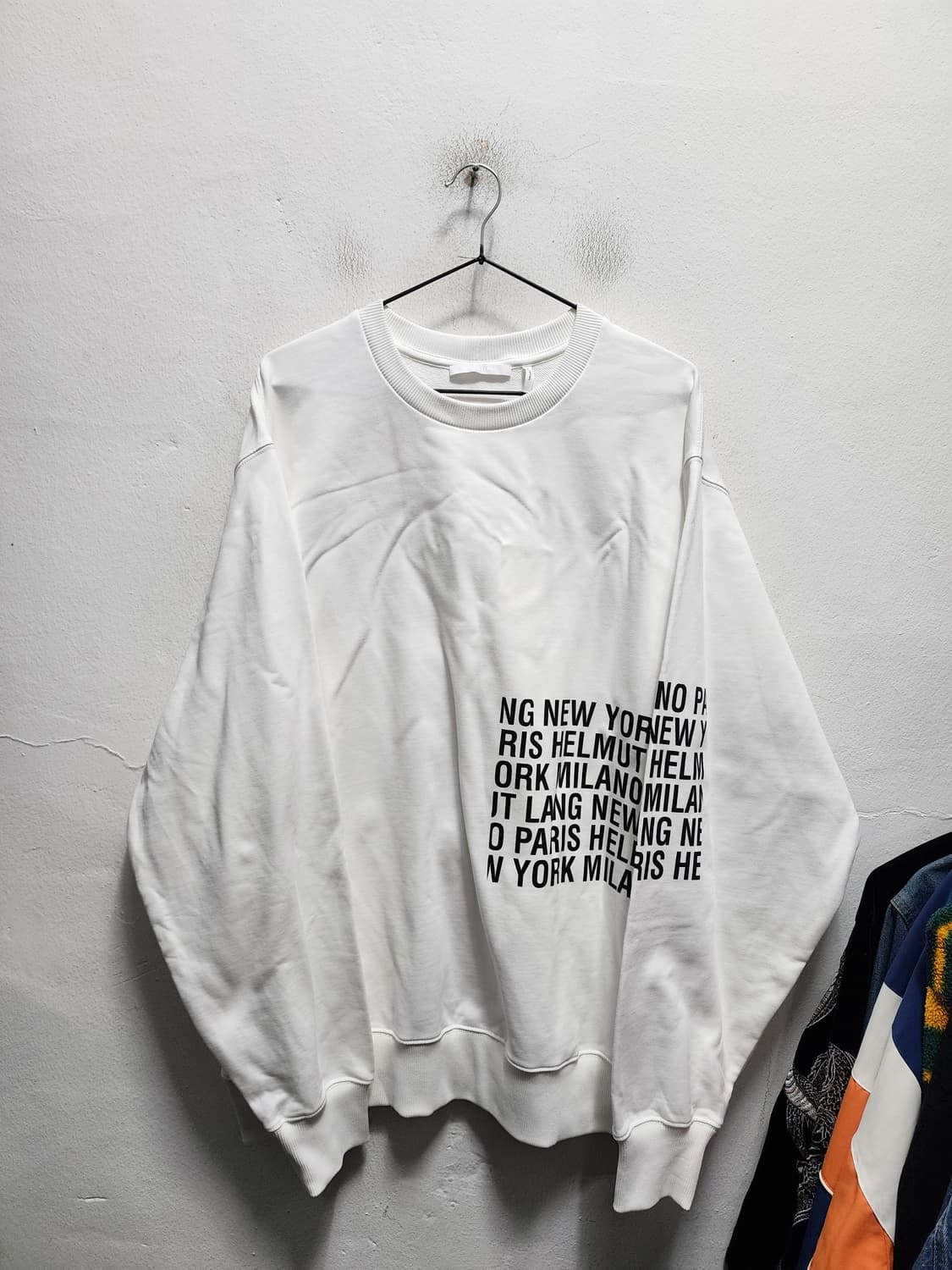 (새상품) 헬무트랭 레터링 맨투맨  상품이미지1