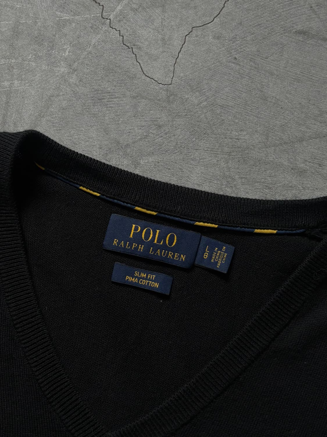 Polo 폴로 랄프로렌 블랙 컬러 피마코튼 브이넥 니트 상품이미지3