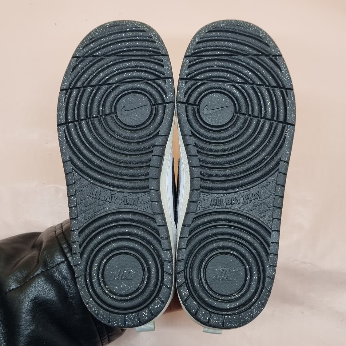 나이키 코트버로우 로우2 여성운동화235  상품이미지3