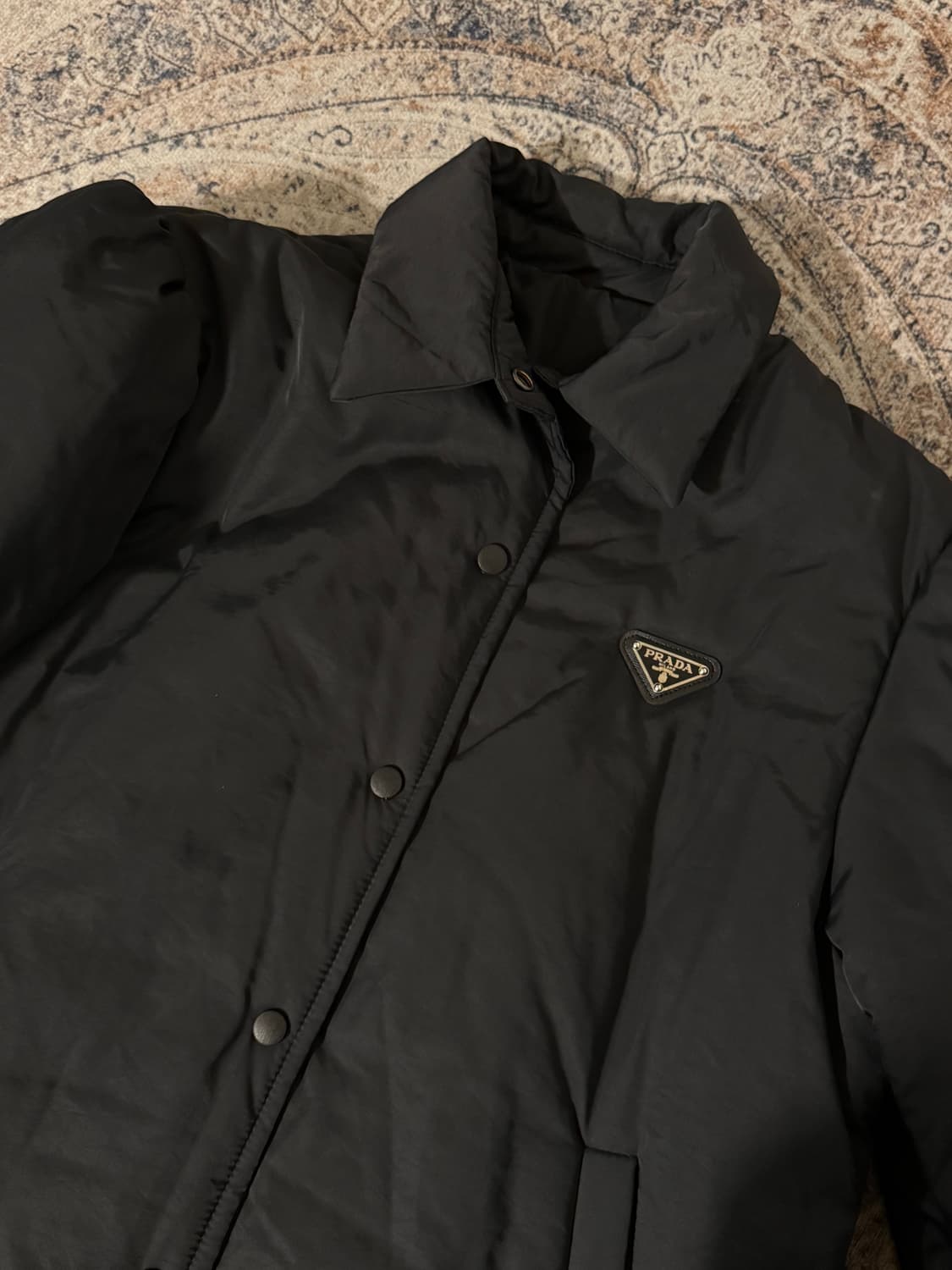 빈티지 프라다 숄더볼륨 퍼프자켓 상품이미지1