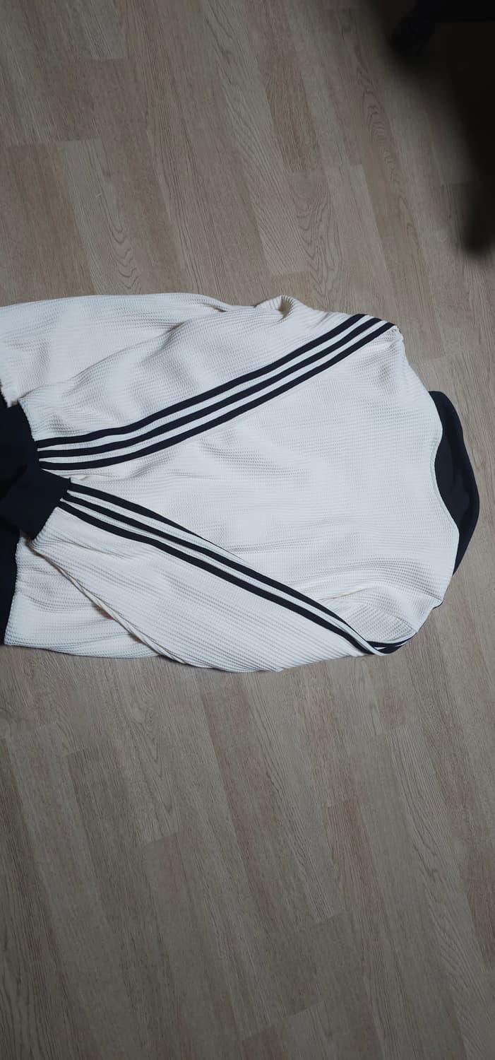 아디다스 베켄바우어 와플 트랙탑 상품이미지5