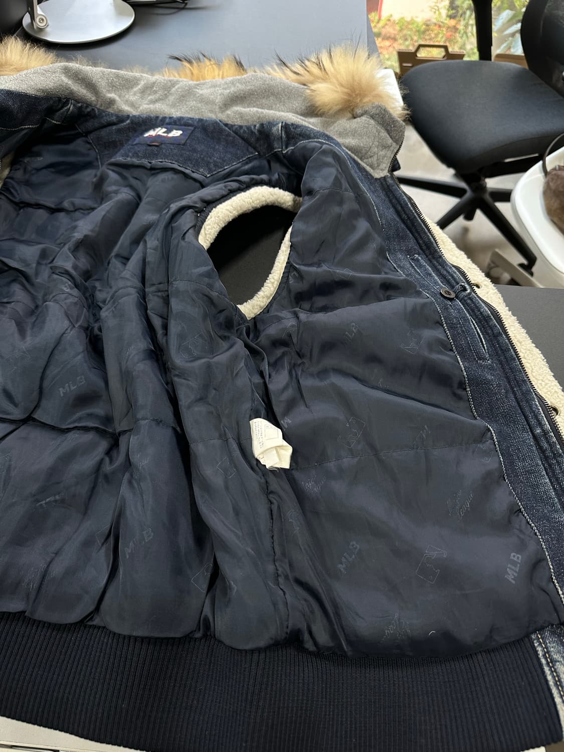 MLB 울프죠 양털 데님 패딩베스트 상품이미지9