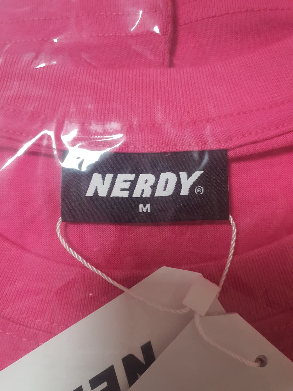 널디 22ss 핑크 반팔 티셔츠  상품이미지3