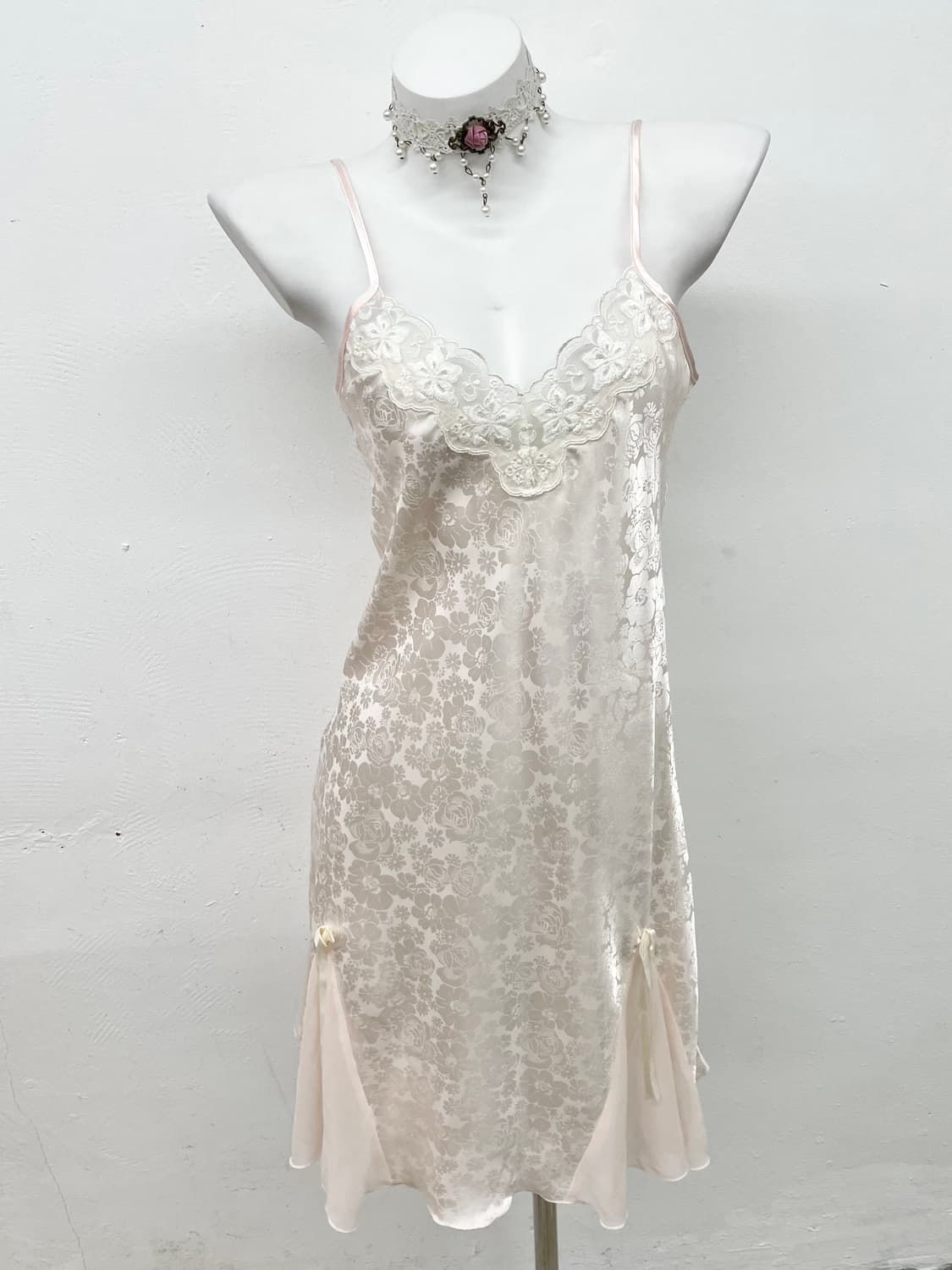 핑크 자카드 레이스 슬립 상품이미지1