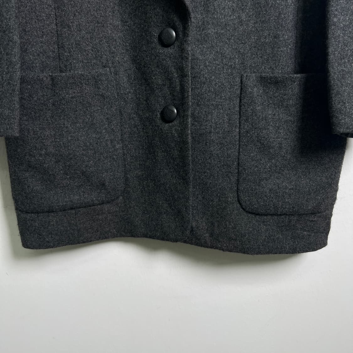 하디 에이미스 차콜 울 더블 블레이저  상품이미지5