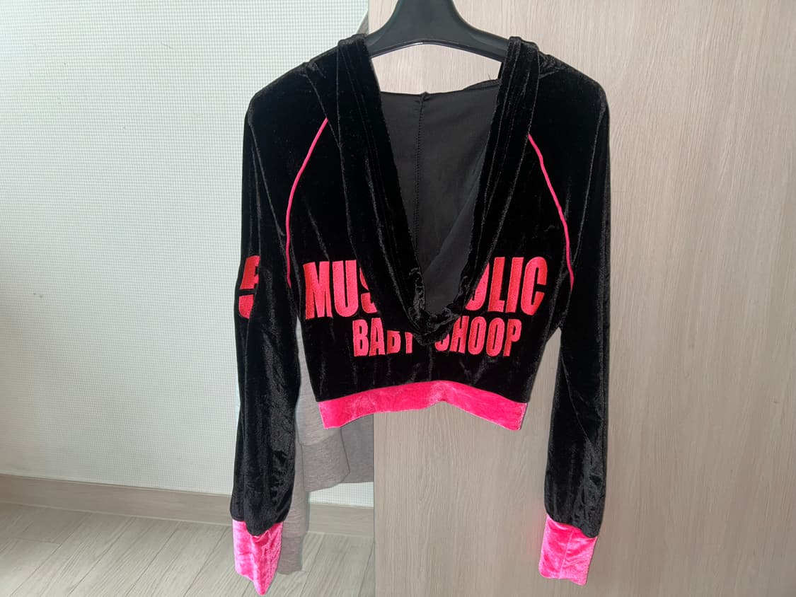 Baby shoop 빈티지 크롭 벨벳 후드 상품이미지2
