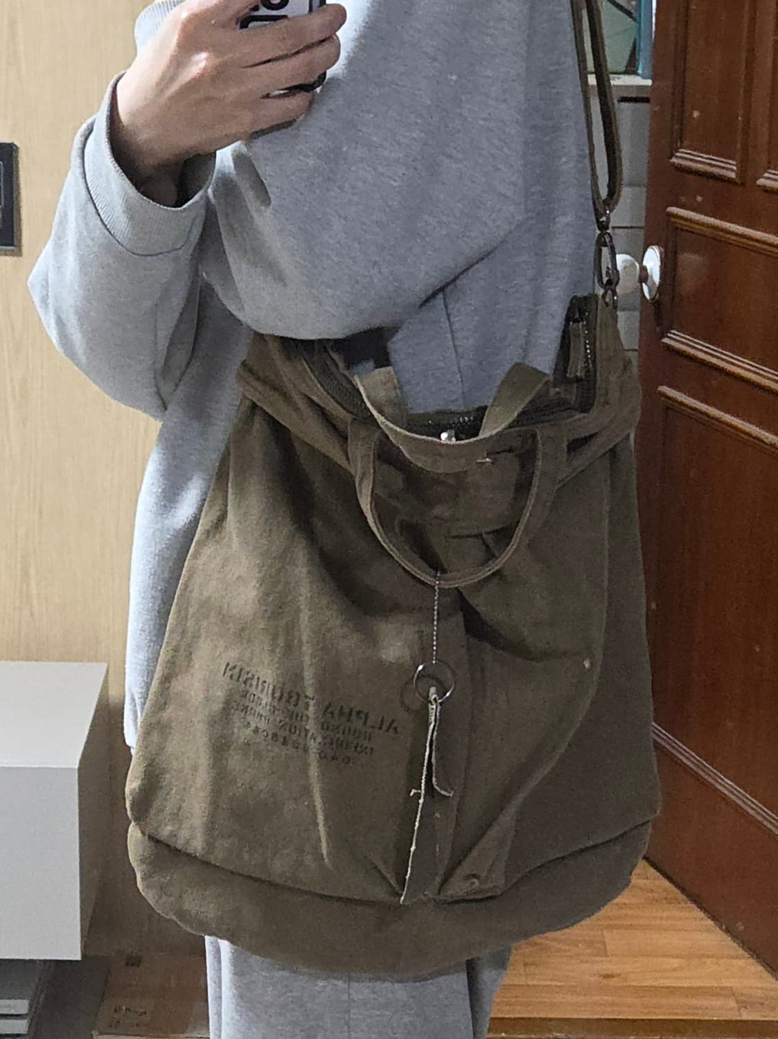 (착샷) 알파인더스트리 헬멧백 워크웨어 숄더백 상품이미지8