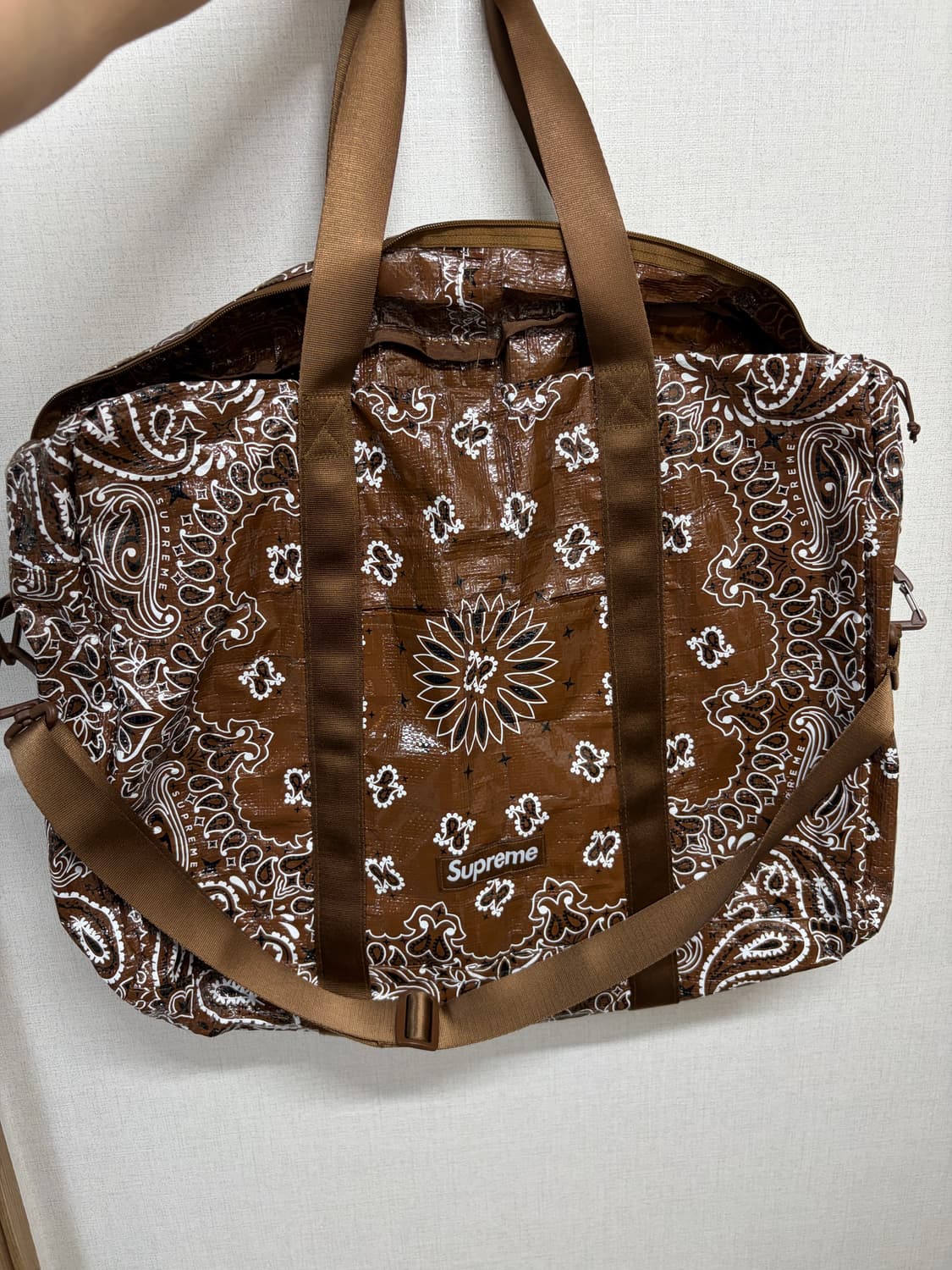 슈프림 반다나 타프 라지 더플백 브라운 - 21SS 상품이미지2