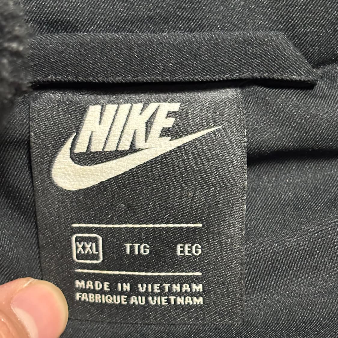 XXL 나이키 빅스우시 블랙 퍼 자켓 상품이미지4