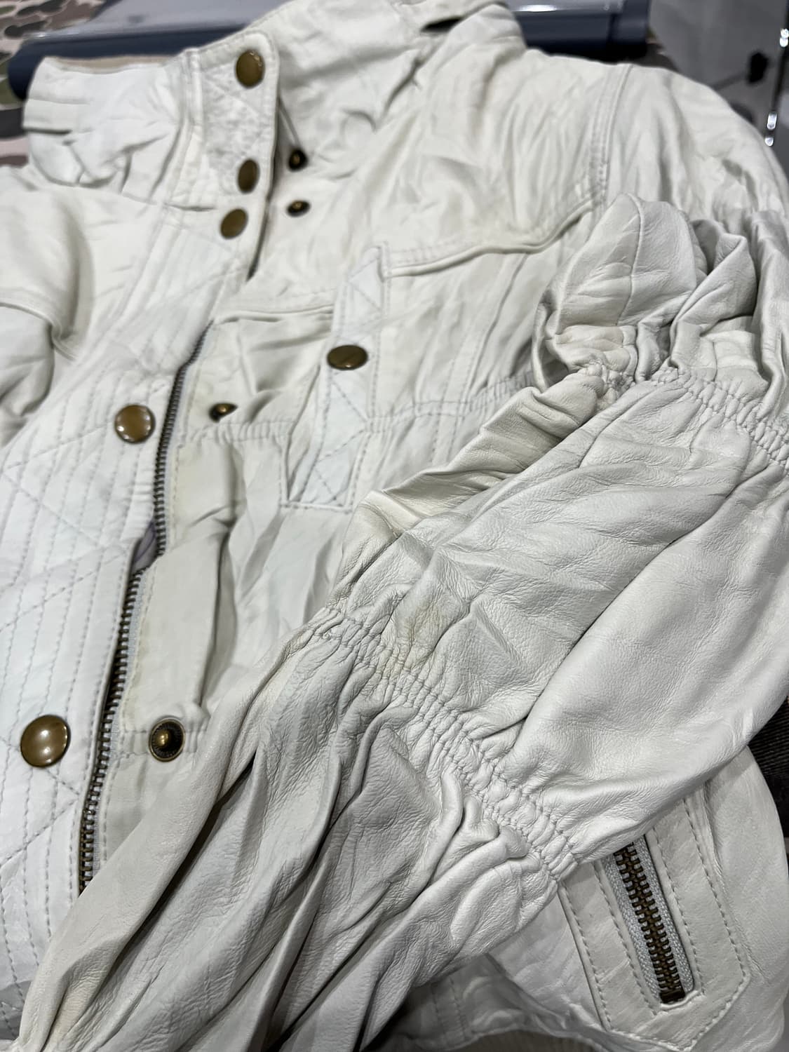 UNIT PLUS 양가죽 하이넥 셔링 자켓 우먼즈 상품이미지8