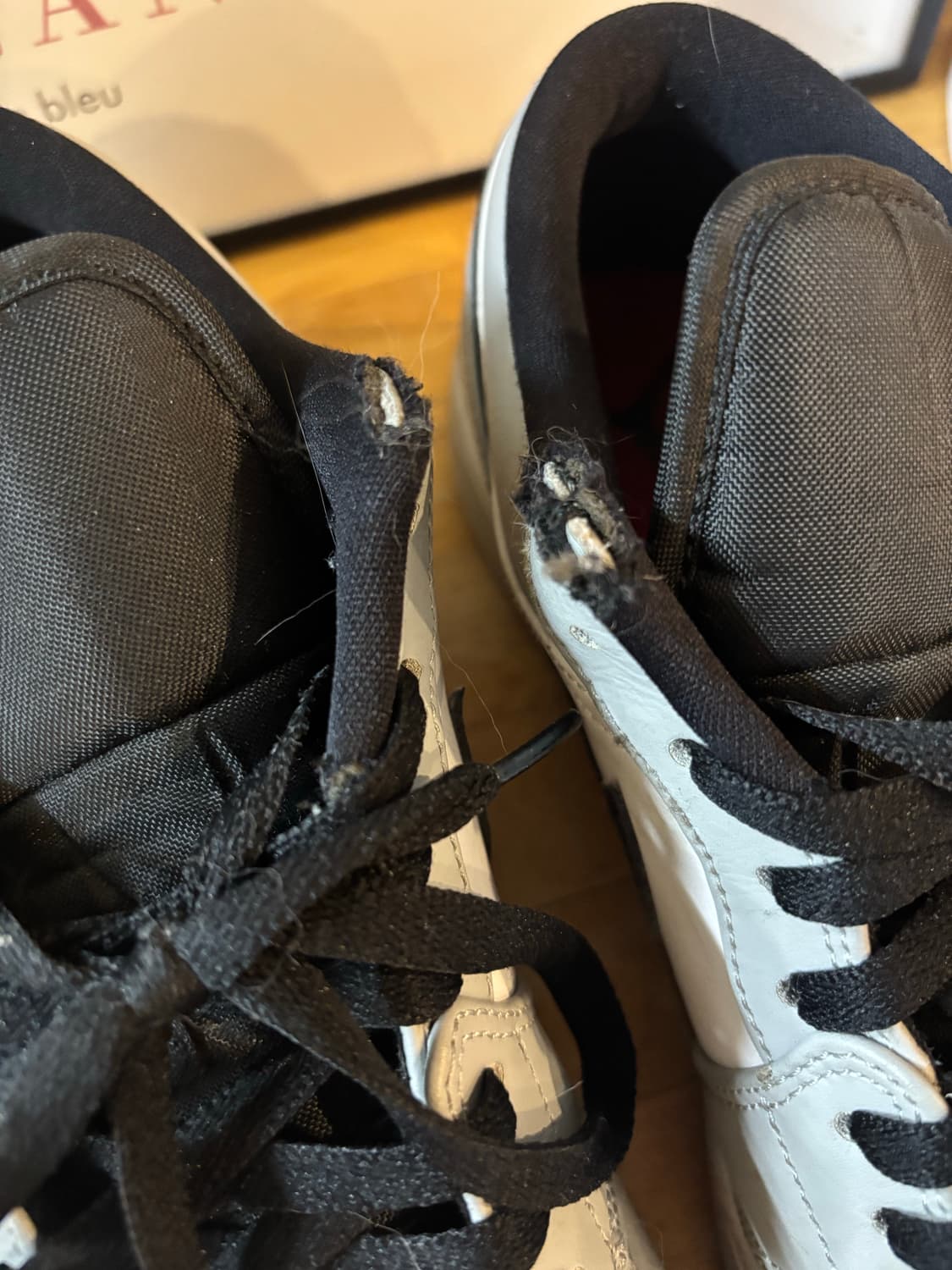 조던 1 로우 라이트 스모크 그레이 상품이미지3