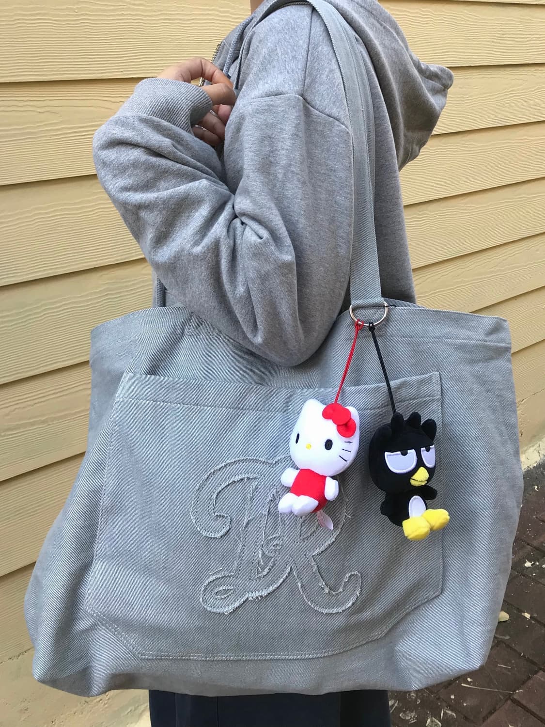 (새상품)디어마이디어 DR 아플리케 숄더백 연그레이 상품이미지1