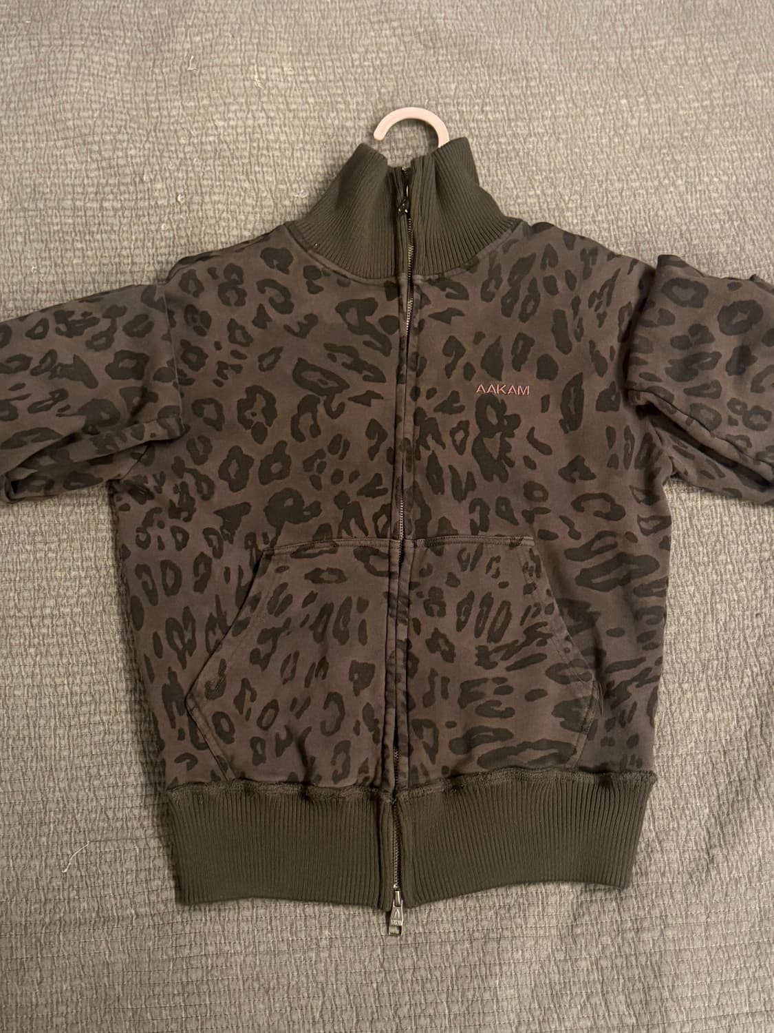 아캄 집업 상품이미지2