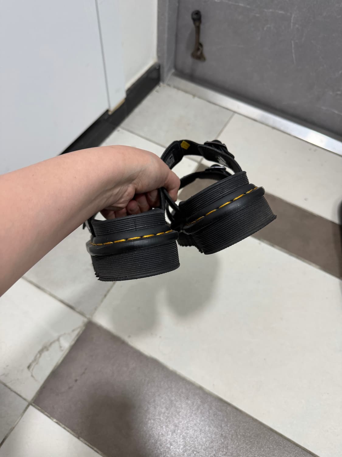 닥터마틴 마일즈 슬리퍼 상품이미지4