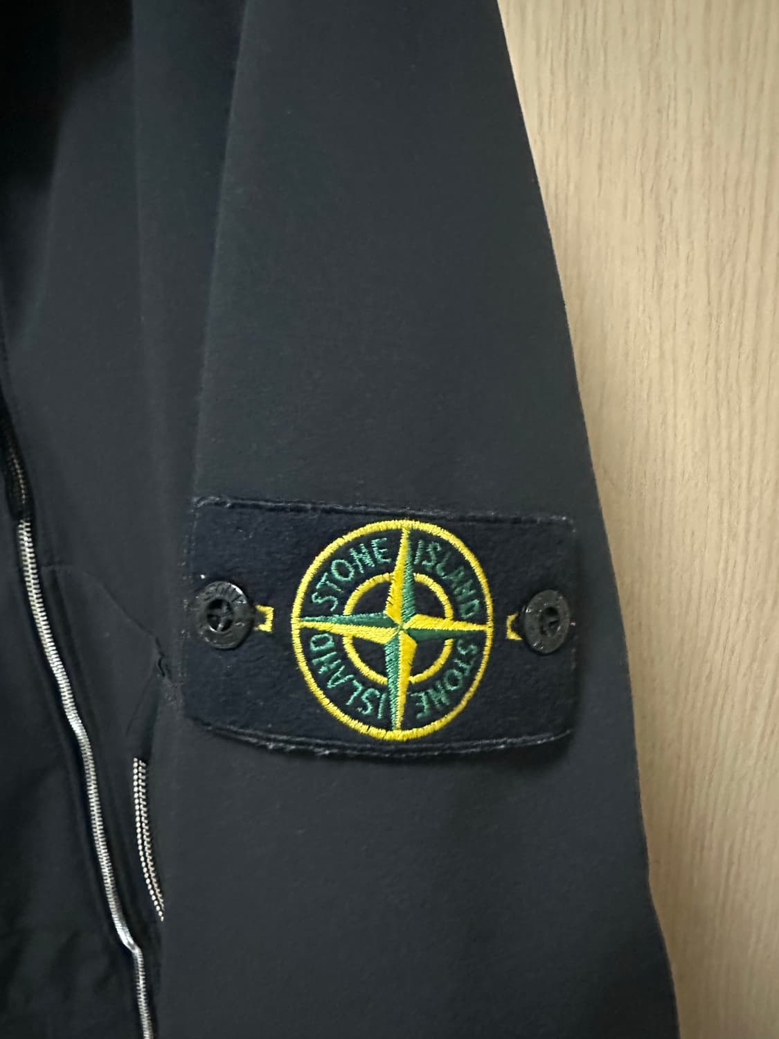 스톤아일랜드 소프트쉘 판매합니다 상품이미지2