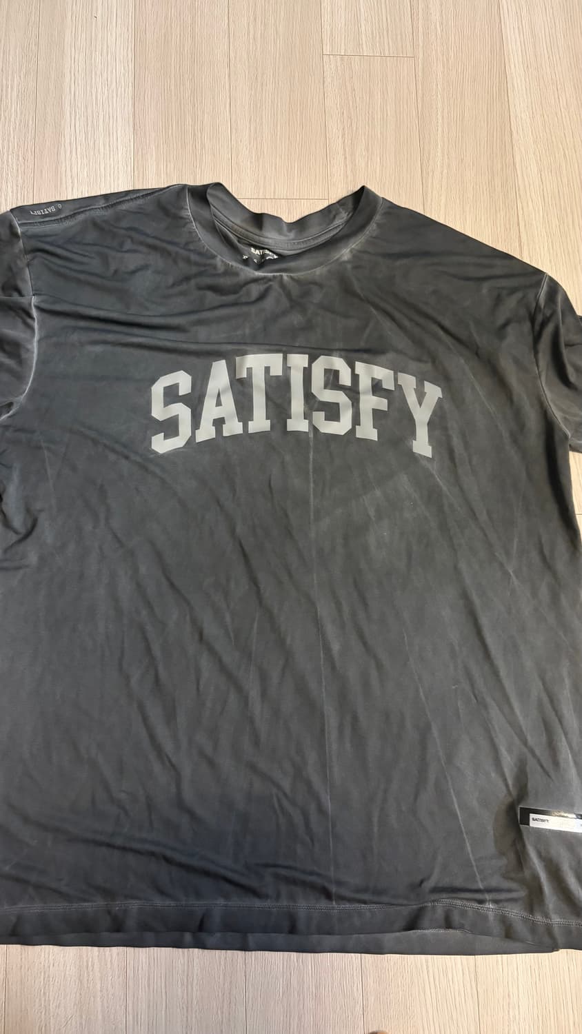 Satisfy Auralite 티셔츠 블랙 상품이미지1