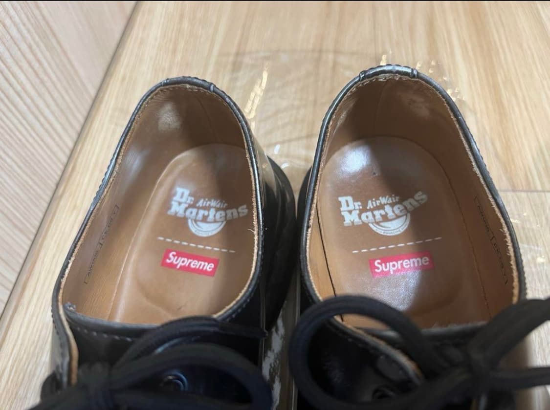 (예약중)Dr. Martens x Supreme 1461 Gray 상품이미지7