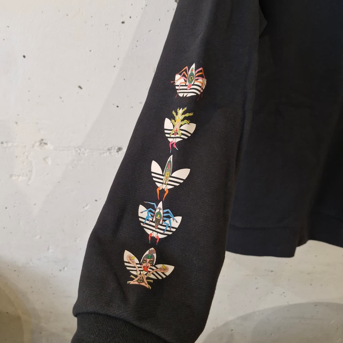 아디다스x케이치 타나미 후드티 XL 상품이미지3