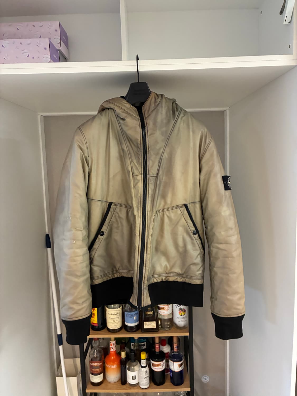 스톤아일랜드 회이트 와펜 아이스 패딩 L 상품이미지2