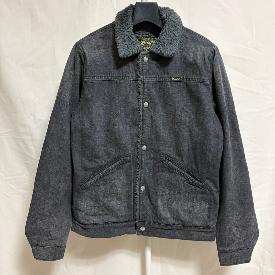 랭글러 X 빔즈 별주 레인지 코트 쉐르파 흑청 데님자켓 / M 상품이미지1