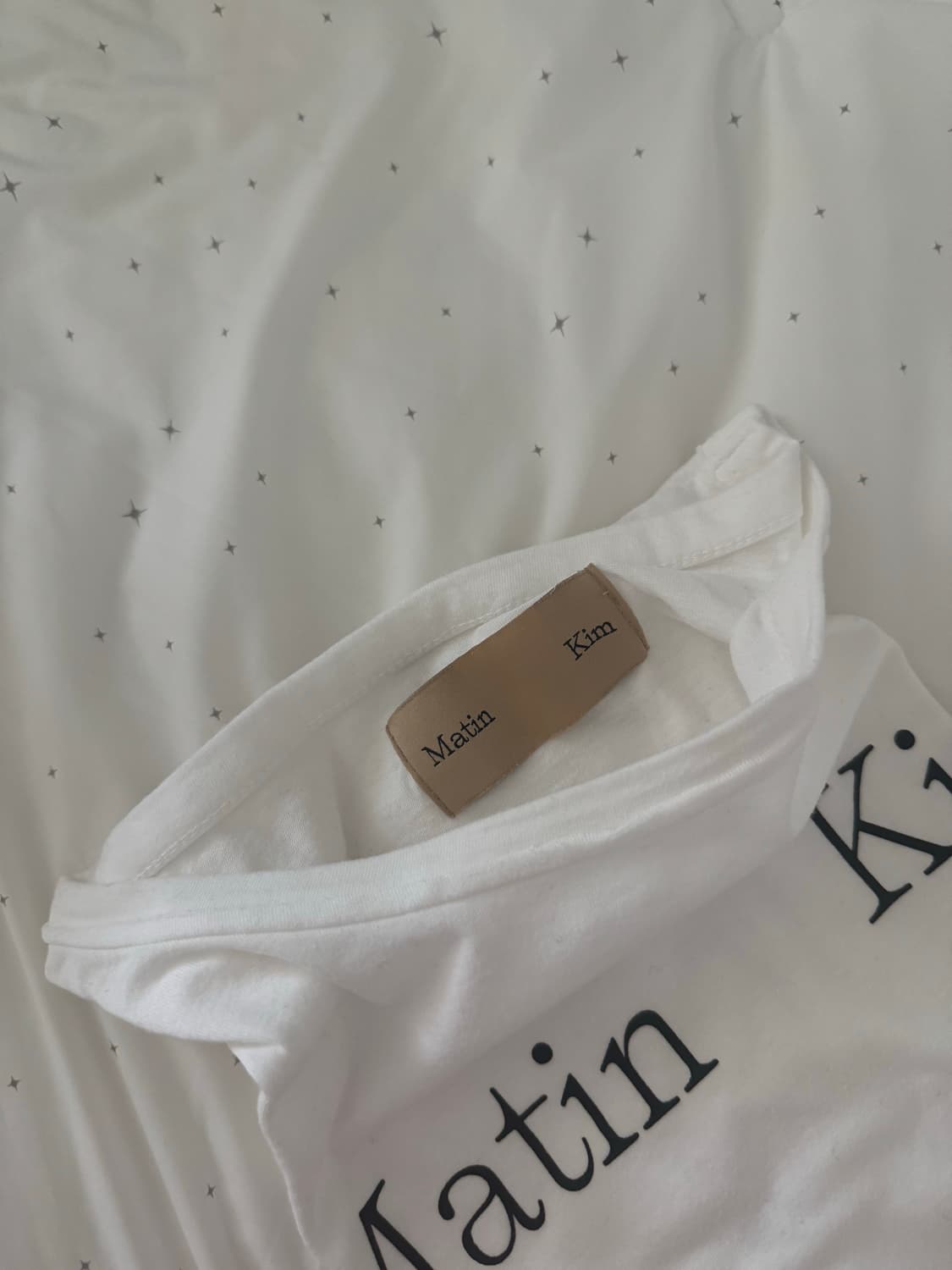 마뗑킴 크롭티 Matin Kim Logo Silket Crop Top 상품이미지2