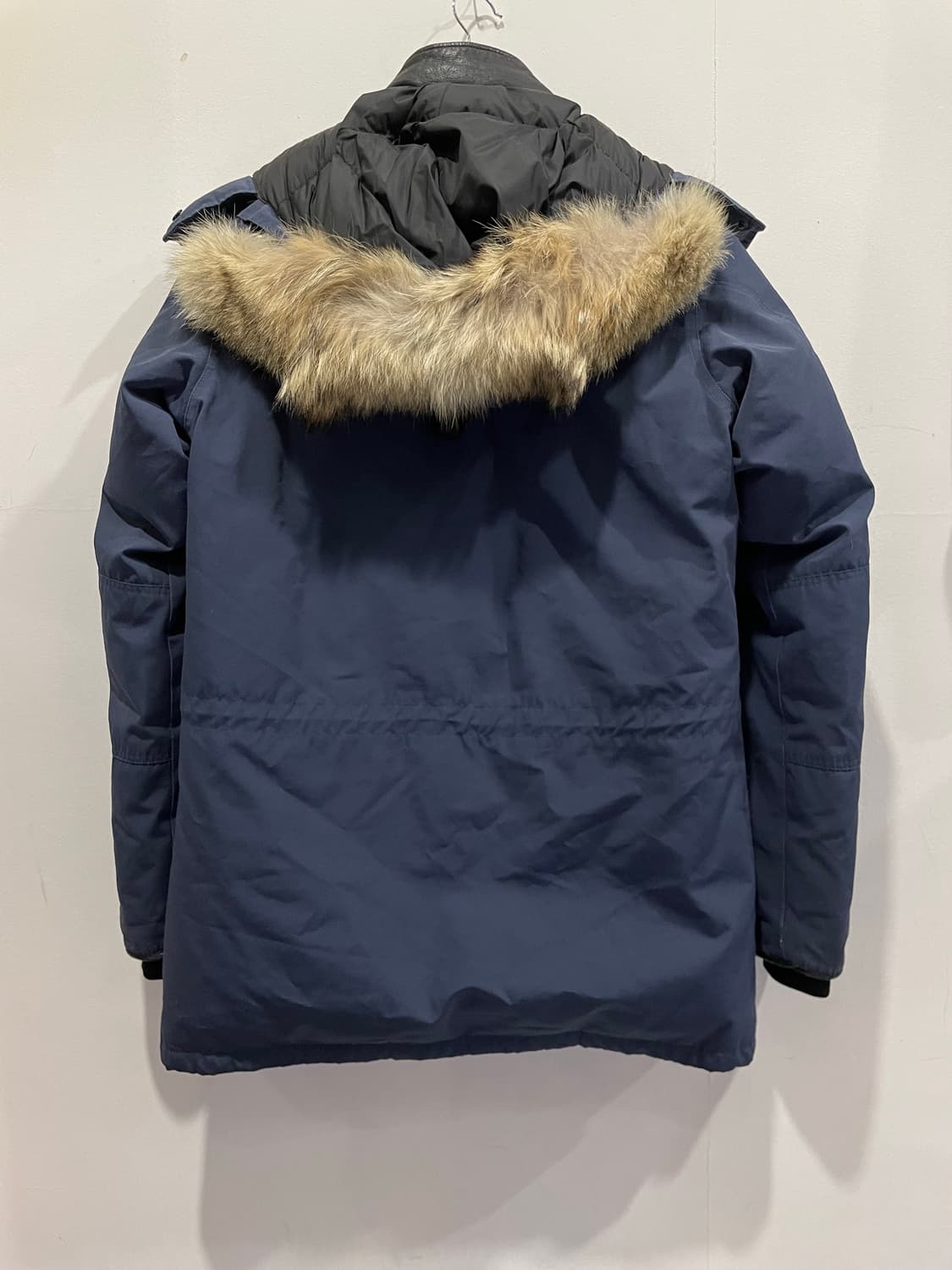 캐나다구스 네이비 패딩 M/M 매장판 상품이미지2