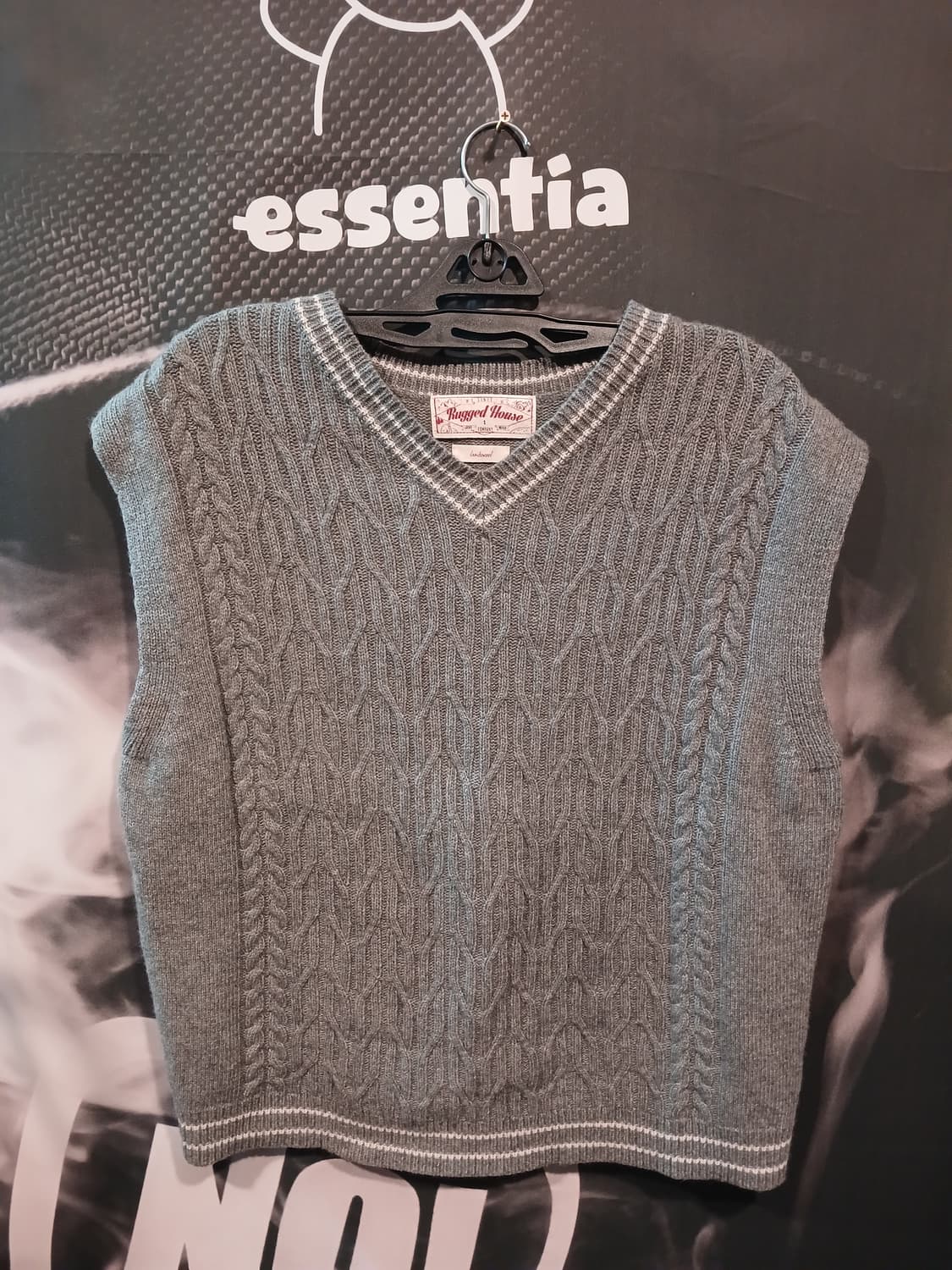 브이넥 니트 베스트 그레이 상품이미지1