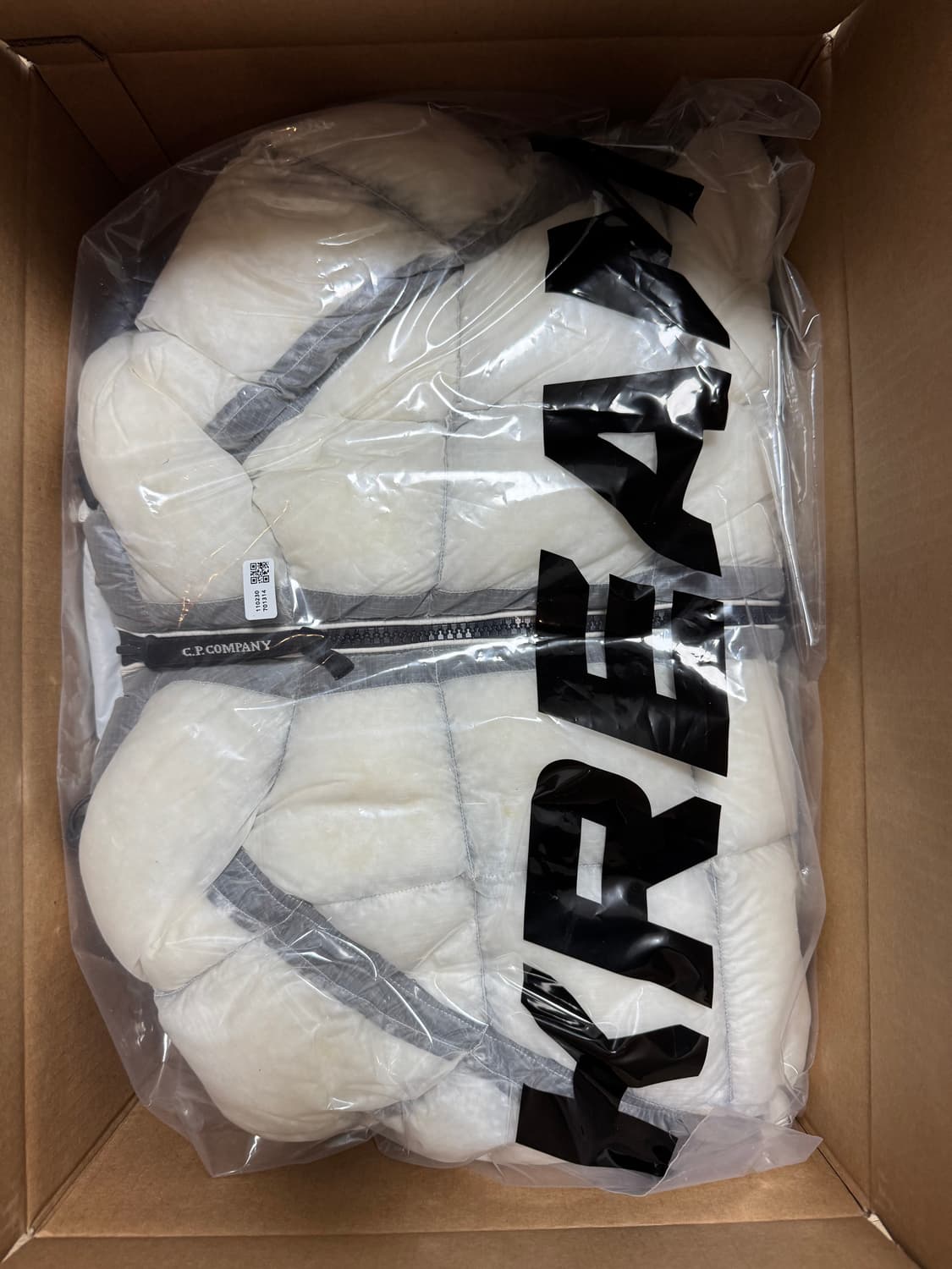 ‼️CP 컴퍼니 DD쉘 패딩‼️ 상품이미지7