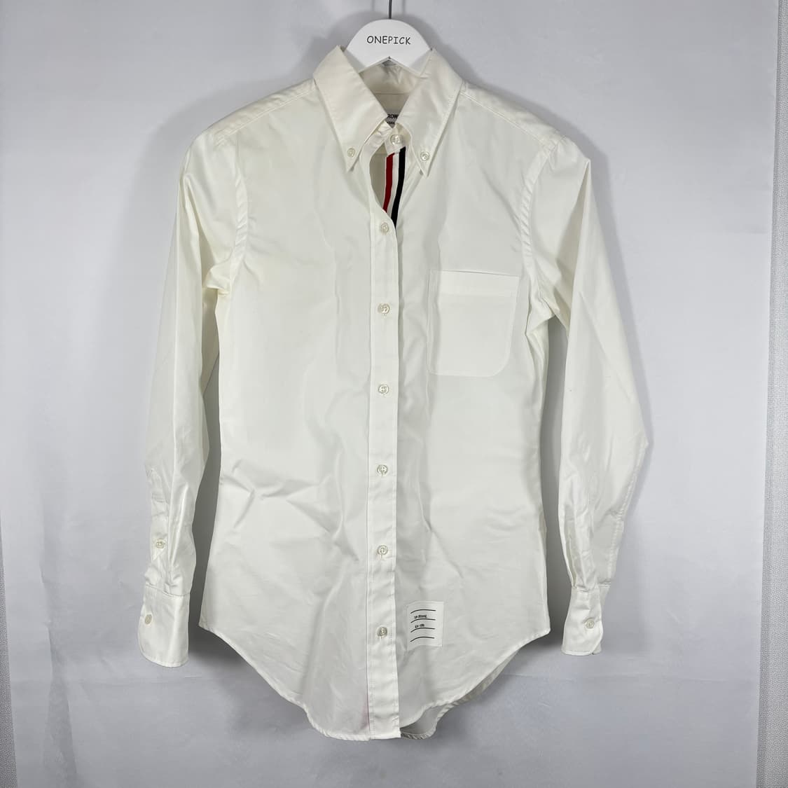 (정품)W 톰브라운 삼선 로고 패치 코튼 셔츠 38 상품이미지2