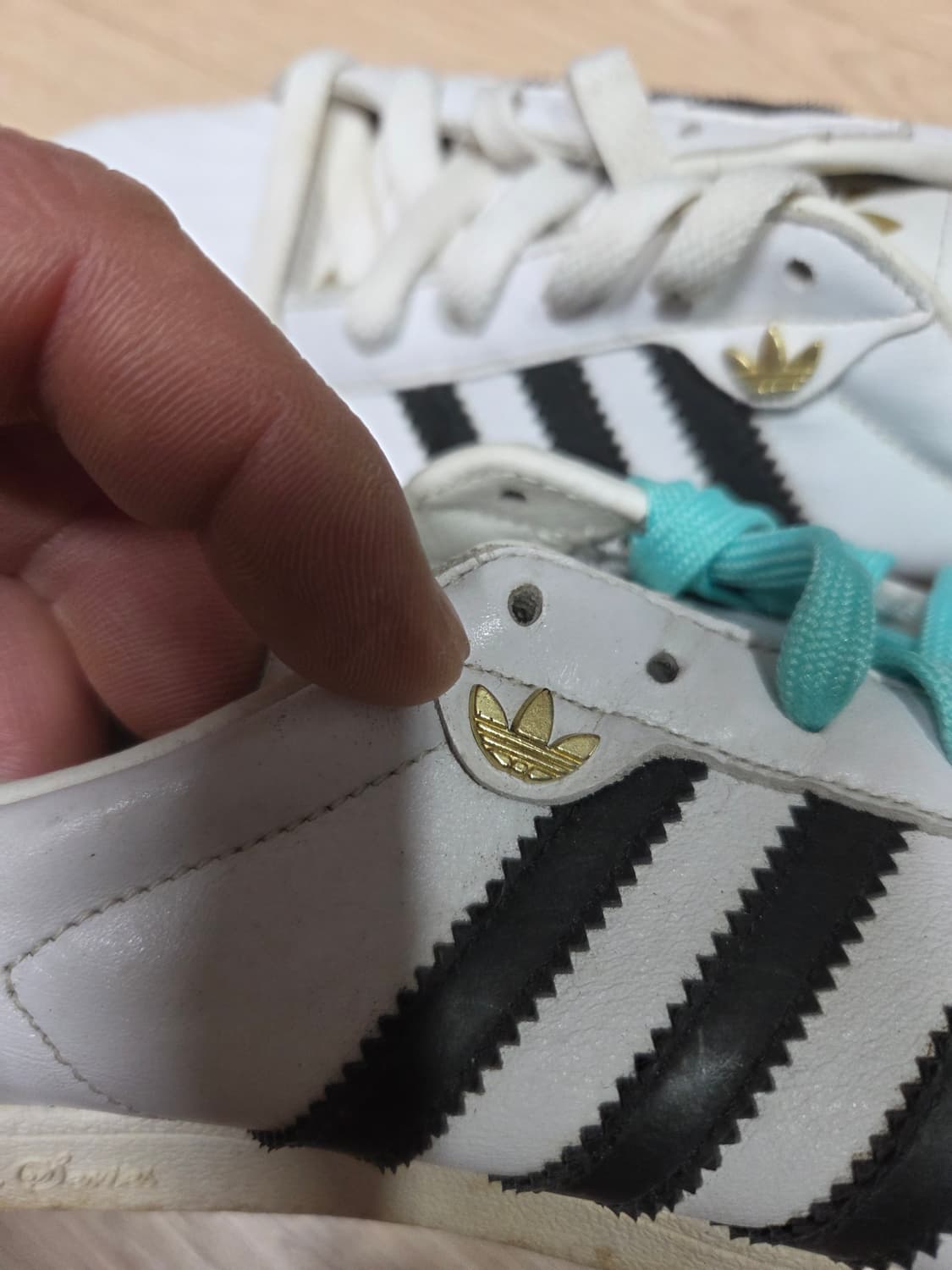 아디다스 쉘토 우먼스 슈퍼스타 235 상품이미지2