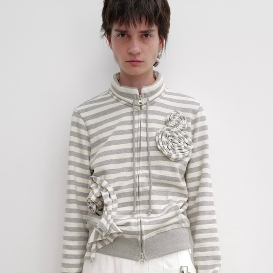 Open yy 오픈와이와이 아플리케 그레이 집업 재킷 상품이미지1