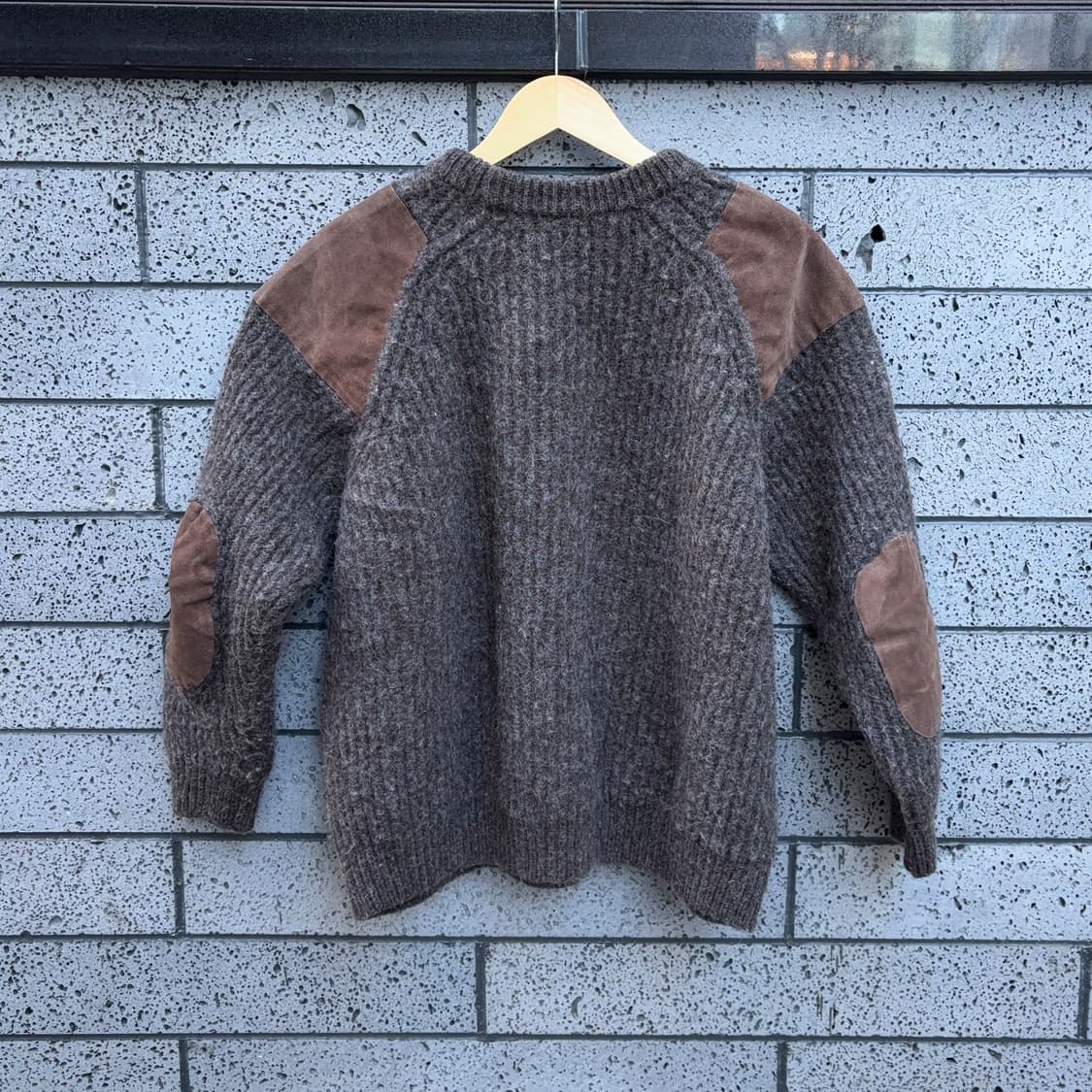 니피 Niffi 울 니트 스웨터 (스웨이드 패치) 상품이미지6