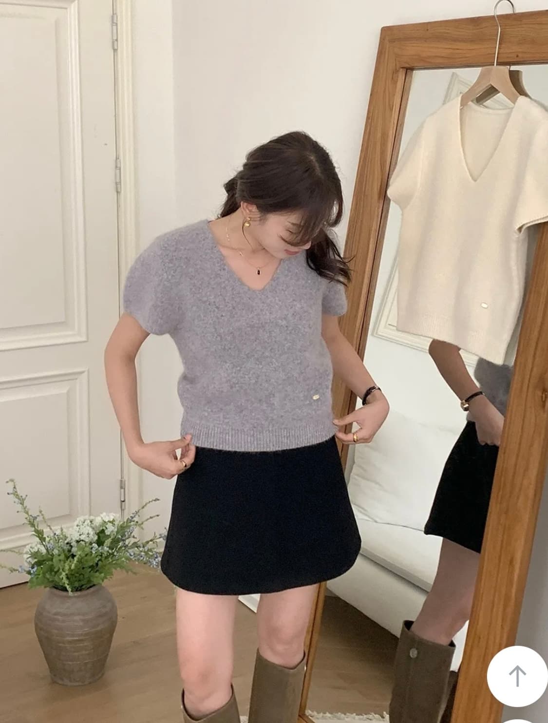 레브인 소엘리 앙고라 브이넥 반팔니트 상품이미지1