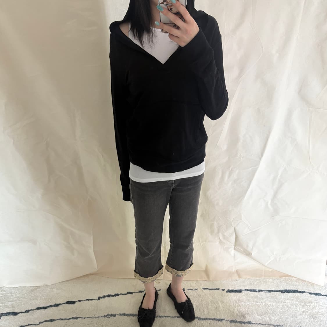 JOHN LAWRENCE SULLIVAN Deep V-Neck hood 상품이미지3