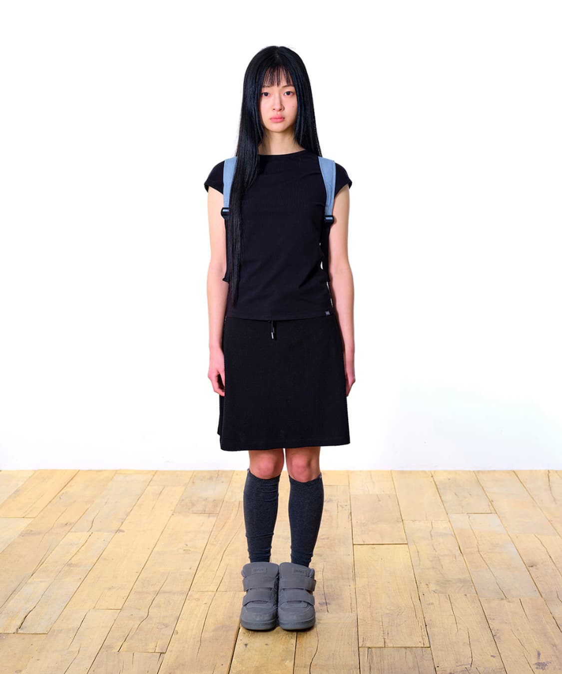 코이세이오 038 MINI WAFFLE A-LINE SKIRT BLACK 상품이미지1