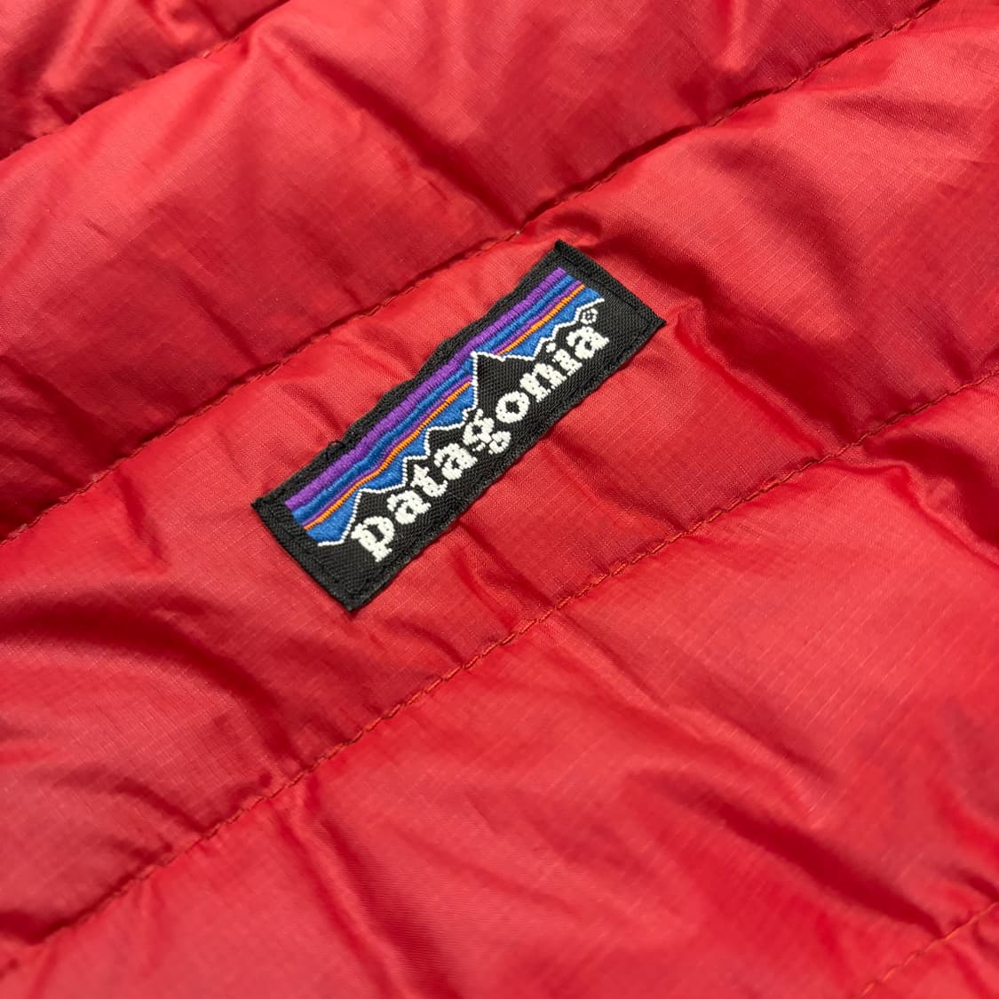 [M] 파타고니아 우먼 경량 패딩 자켓 레드 B847 상품이미지4