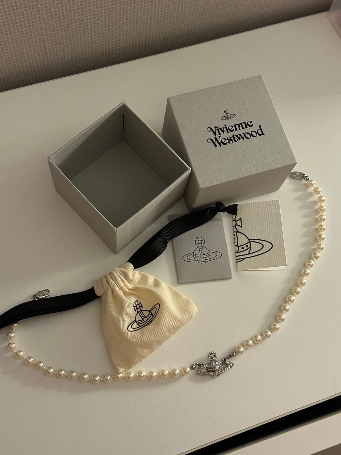 (풀박) 비비안웨스트우드 미니바스릴리프 진주 초커 목걸이 상품이미지1