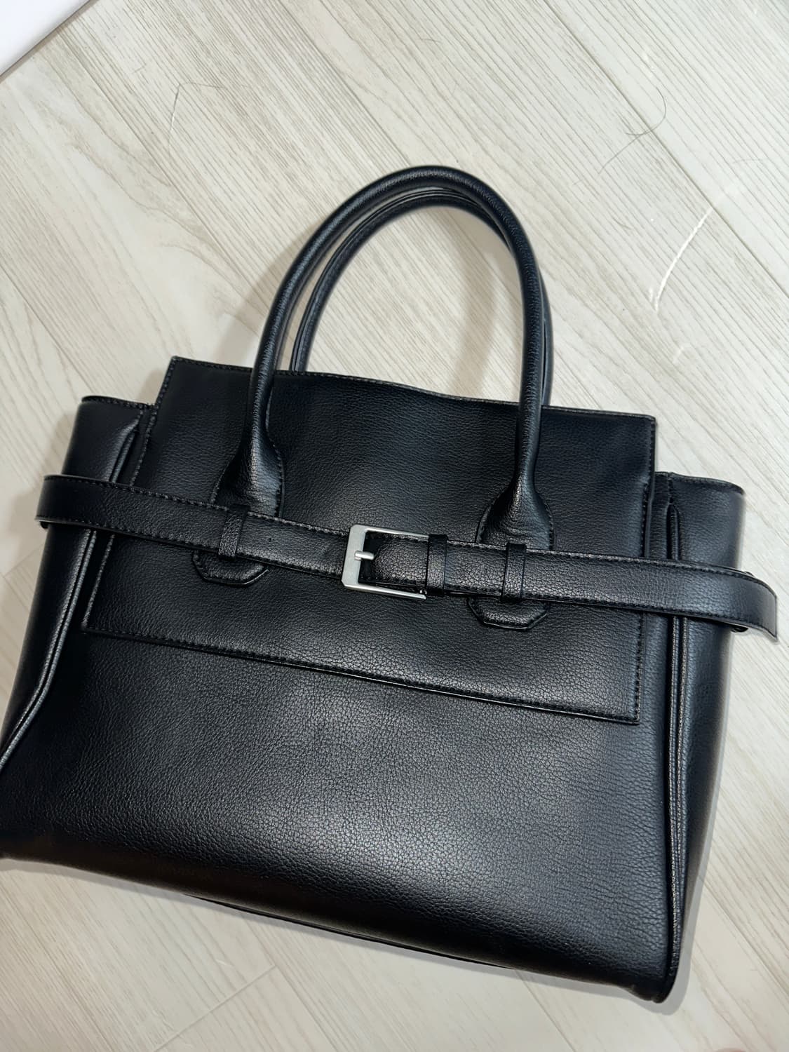 자라 벨트 디테일 토트백 블랙 상품이미지1