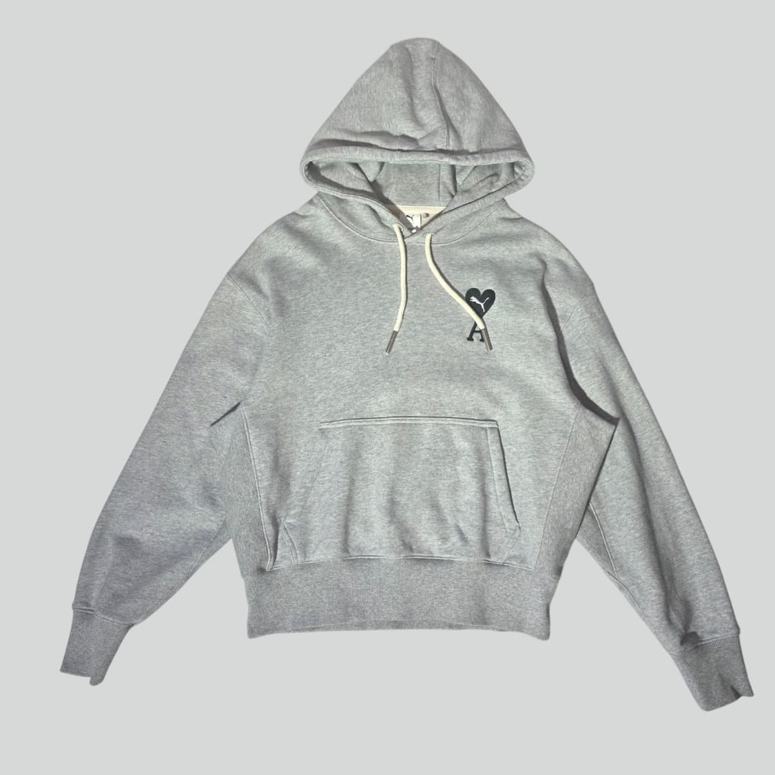 [L]퓨마x아미 로고 그레이 후드티 상품이미지1