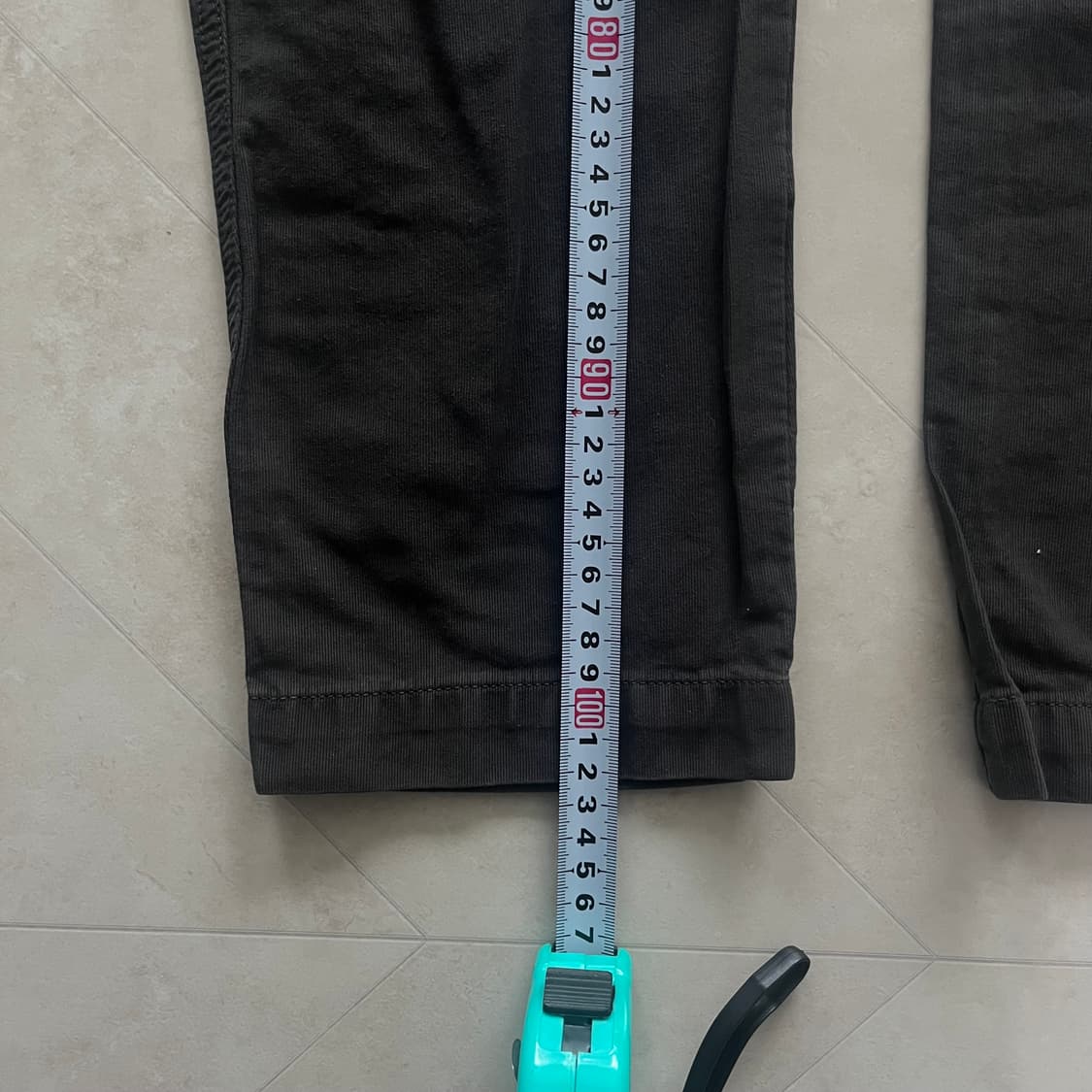 [새상품]씨피컴퍼니 CP컴퍼니 오토만 카고팬츠 다크그레이 상품이미지5