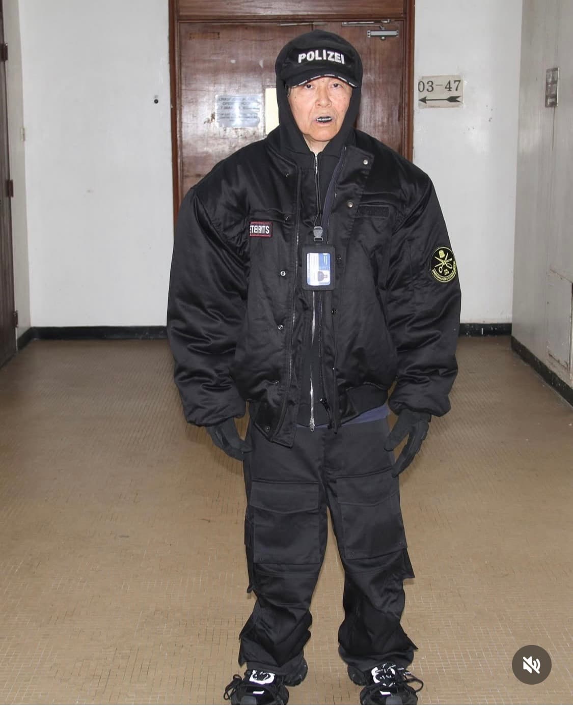 베트멍 2020쇼 런웨이 첫번째 착장 봄버 상품이미지2